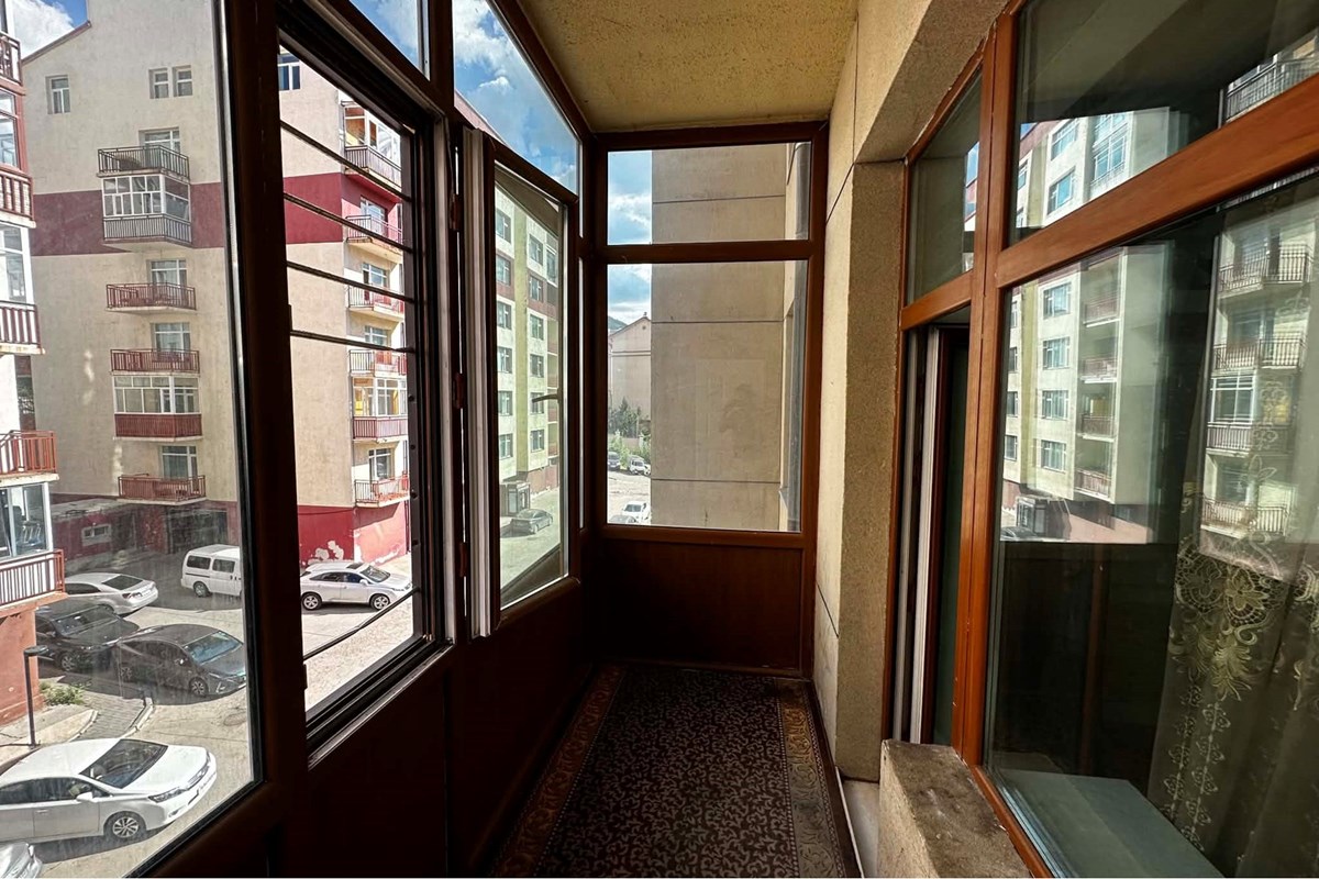Зайсан Peace villa д 2 өрөө орон сууц худалдана. — 6