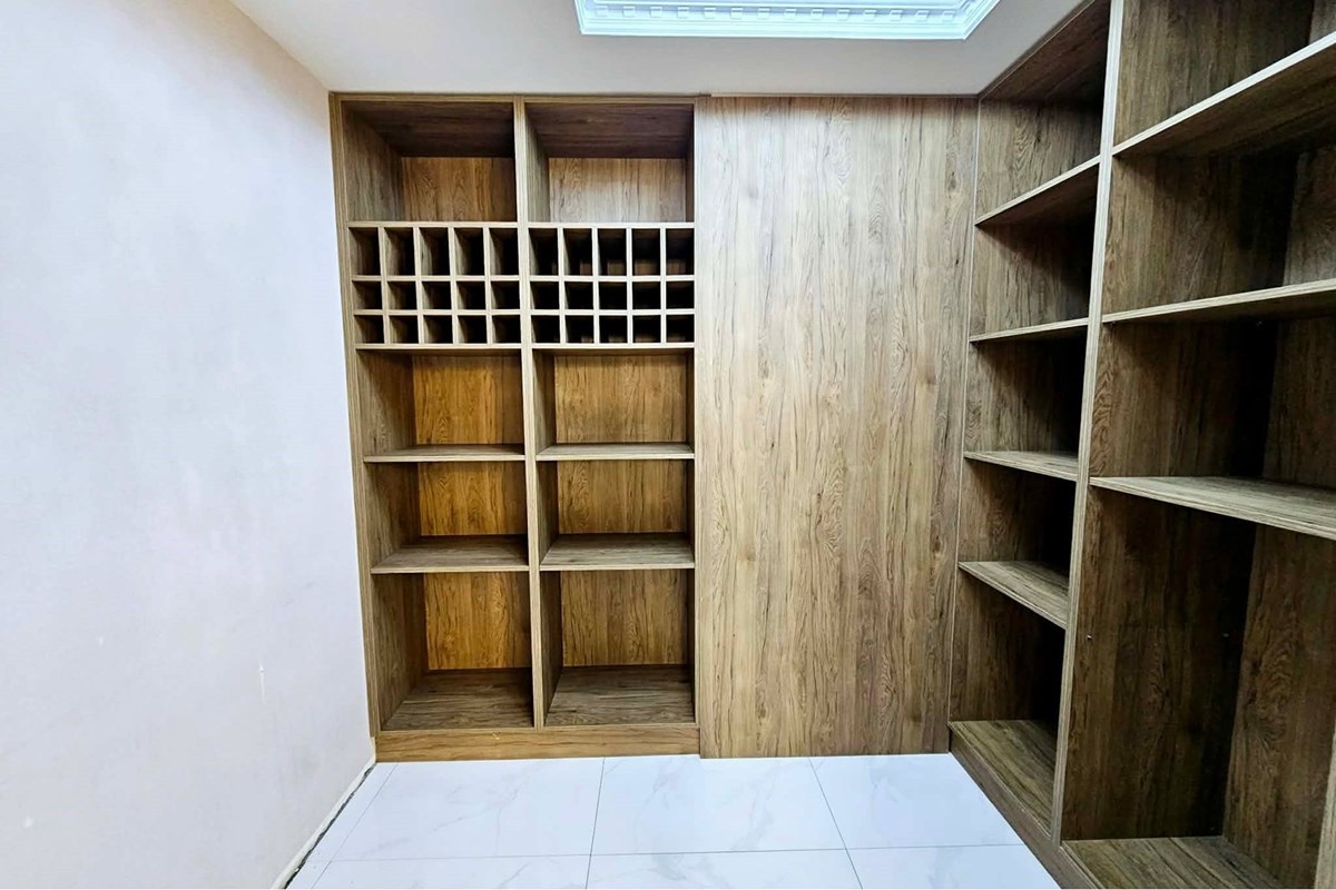 5-room apartment for sale — 6