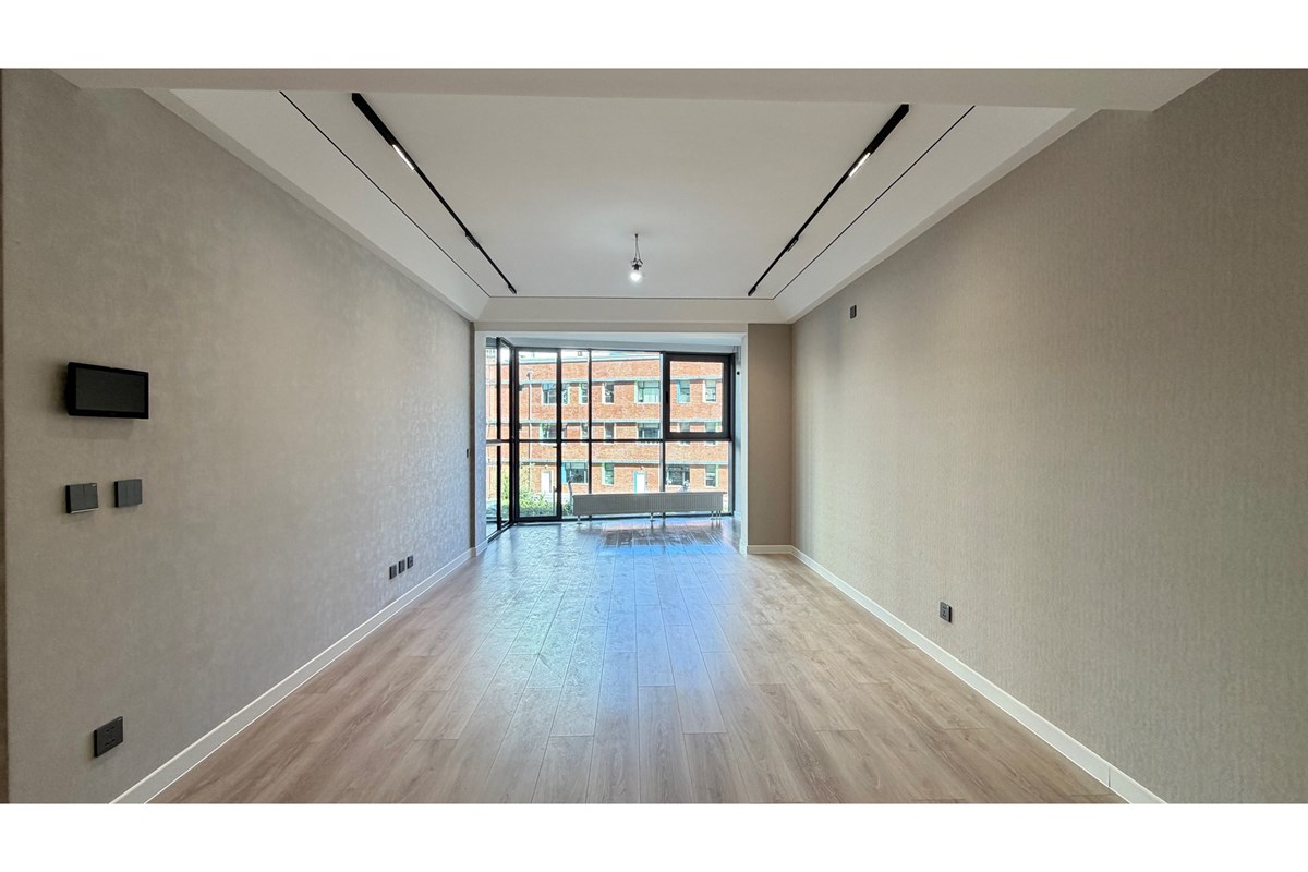 82.72m² building for sale — 4