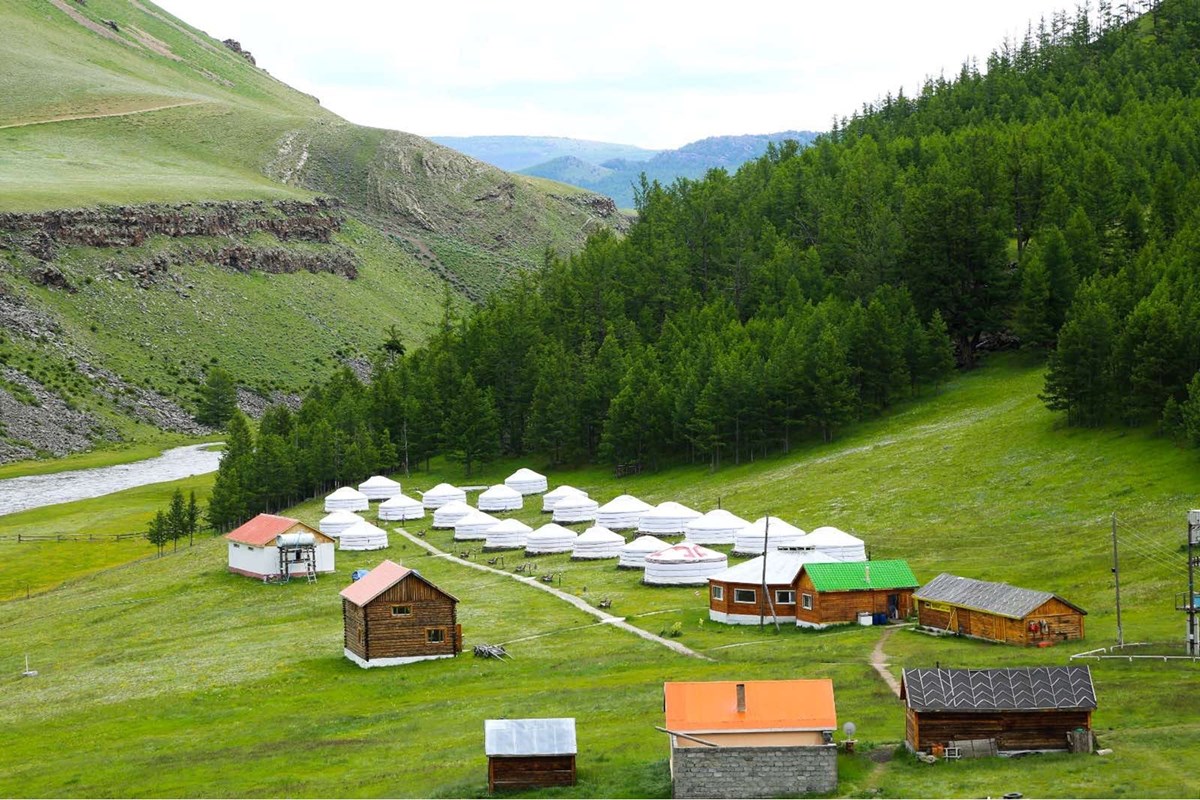Аялал жуулчлалын бааз