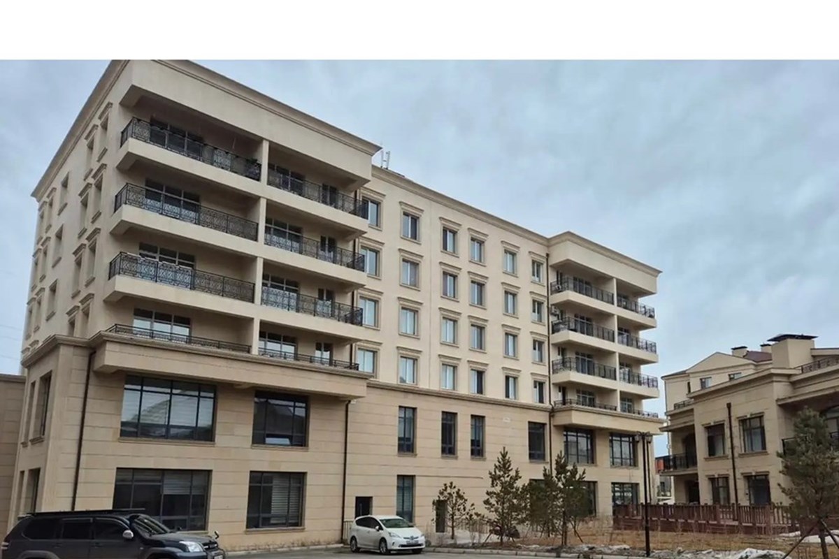 Apartment 16 Office худалдана