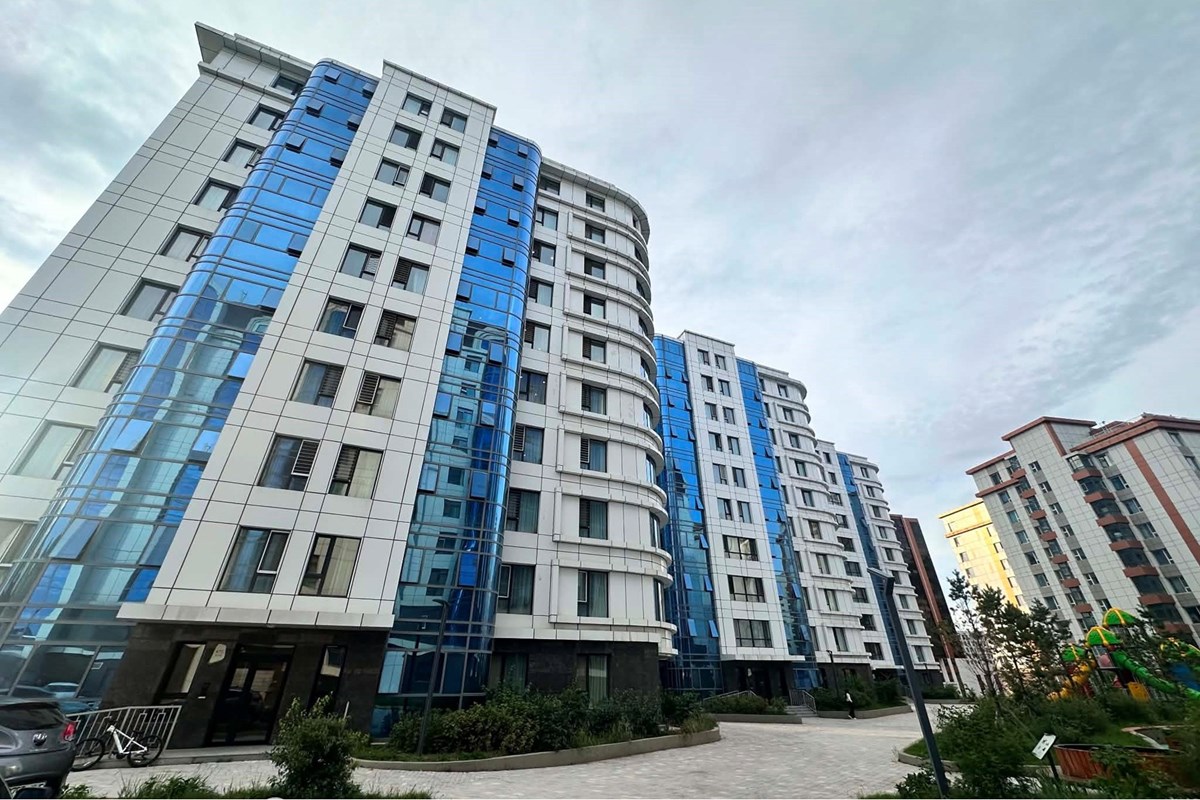 VIP Residence хотхонд 3 өрөө байр түрээслүүлнэ