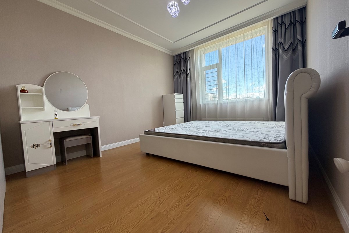 4-room apartment for rent — 3