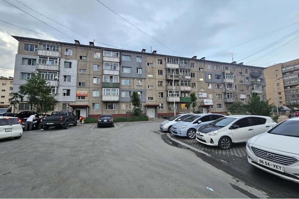 3 өрөө орон сууц зарна