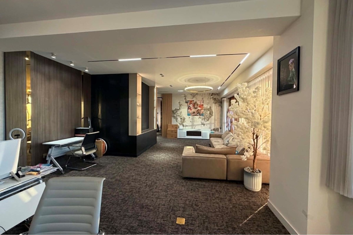 Хүннү маллын замын урд Dream Plaza — 10