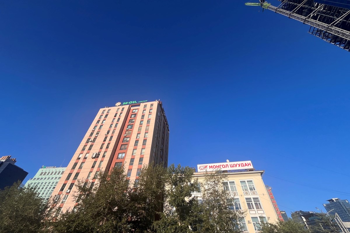 Талбайн хажууд оффис талбай түрээслүүлнэ.