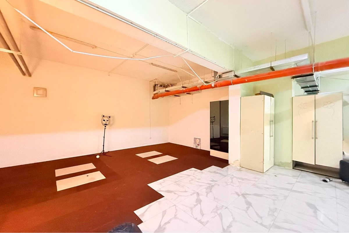 106.1m² retail space for sale — 3
