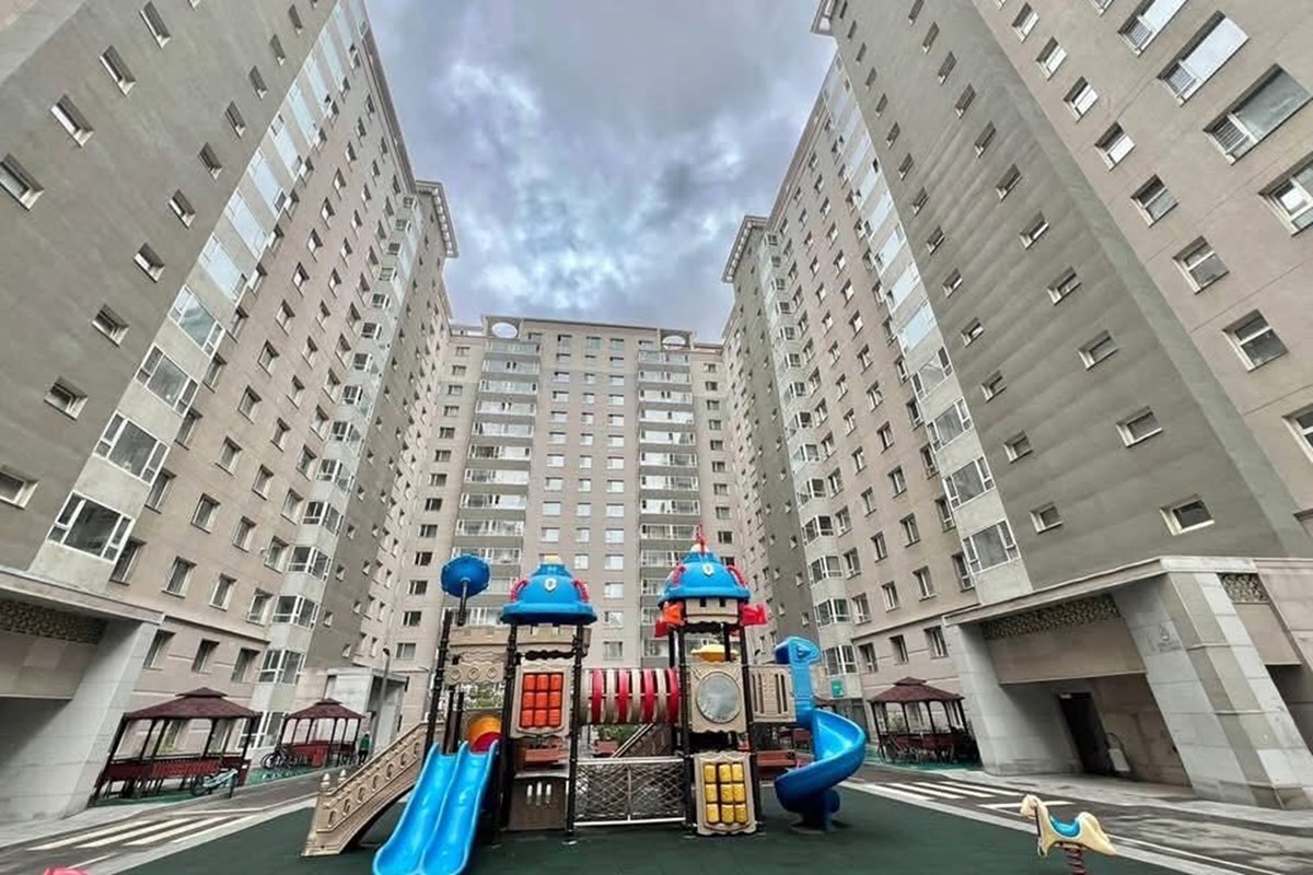 Олимп хотхонд 79,9мкв 3 өрөө худалдана.