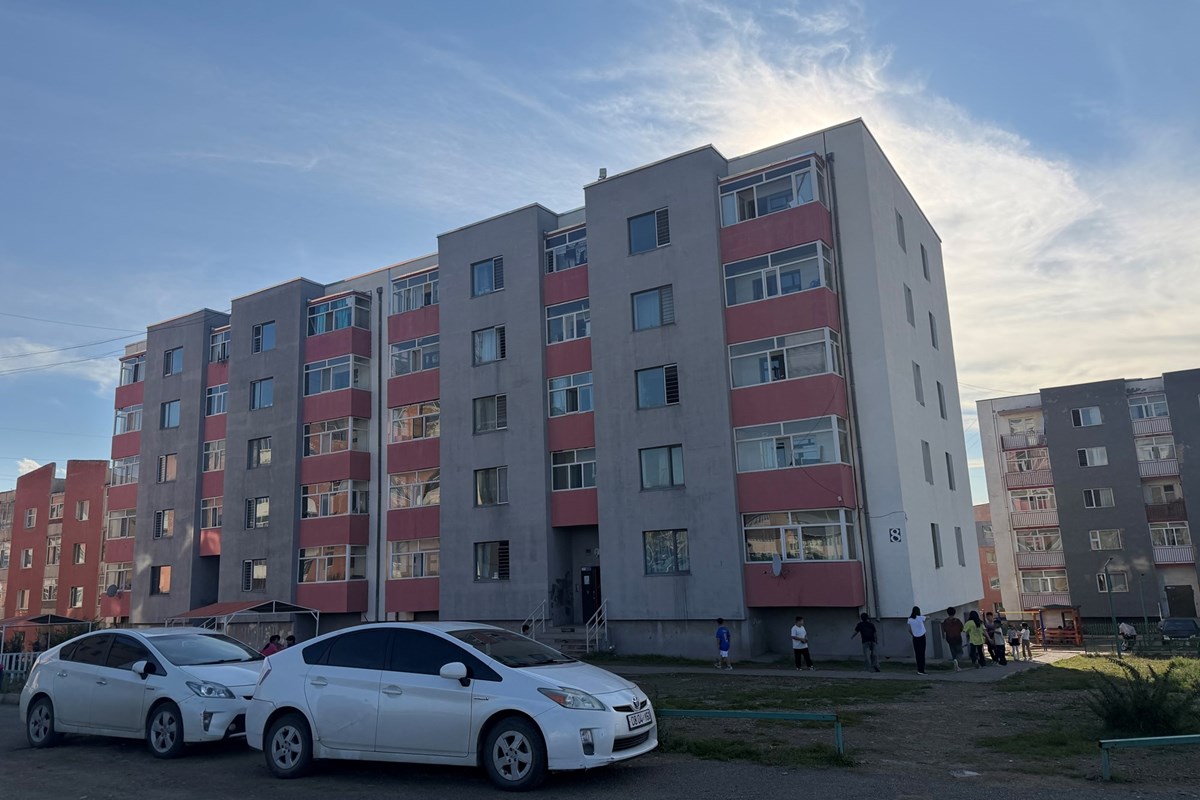 БЗД Ургах Наранд 34.9м2 2өрөө орон сууц худалдана