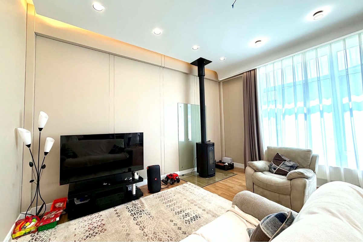 4-room house for sale — 10