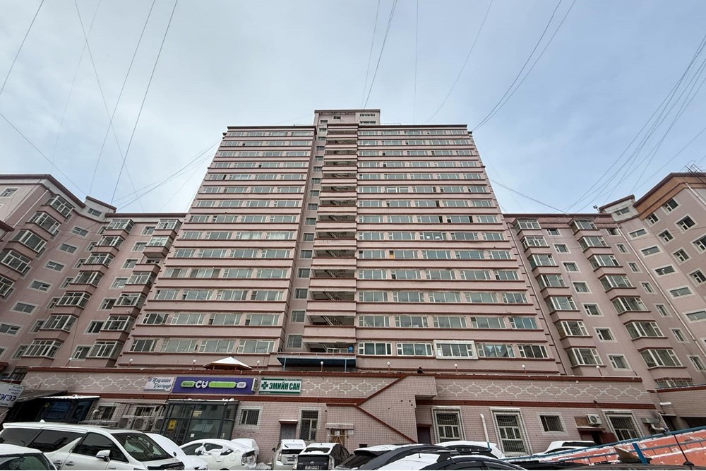 Төмөр замд Богд ар хороолол 74 м.кв 3 өрөө