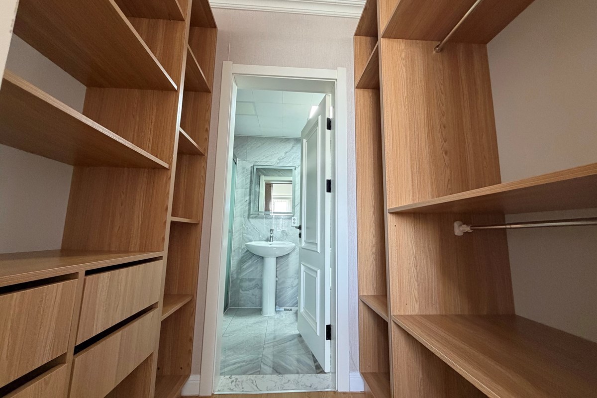 4-room apartment for rent — 5