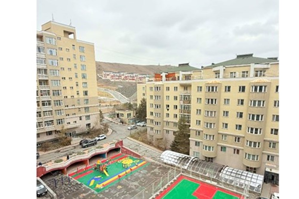 3 өрөө орон сууц зарна
