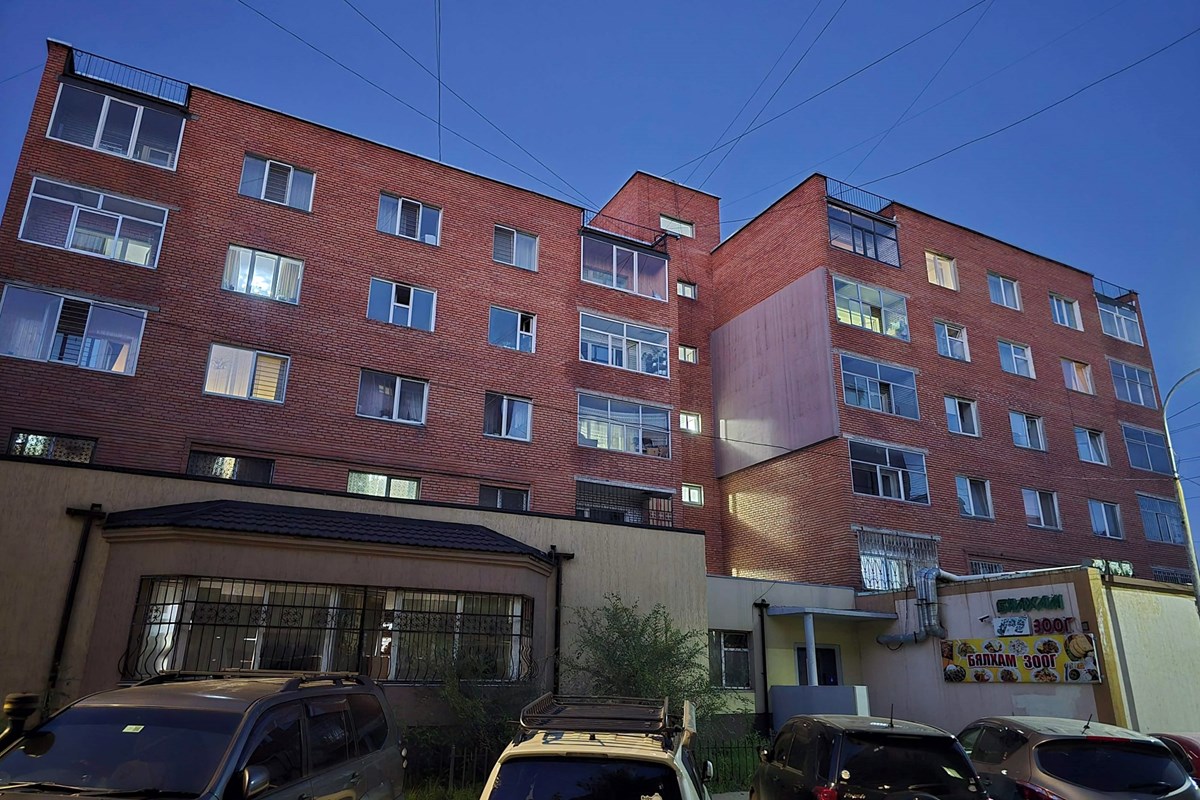 СБД 2 хороо 6 байранд бүрэн тавилгатай 2 өрөө