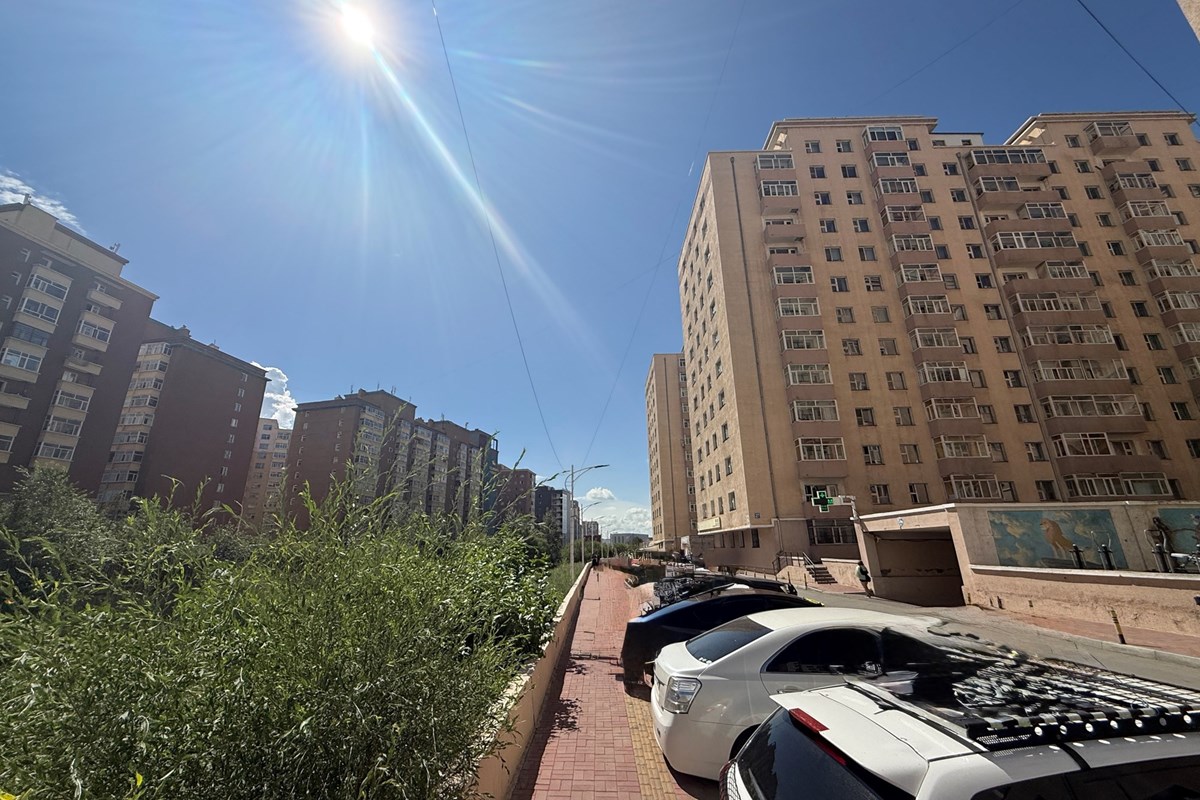 Алтай хотхонд 89мк 3 өрөө худалдана