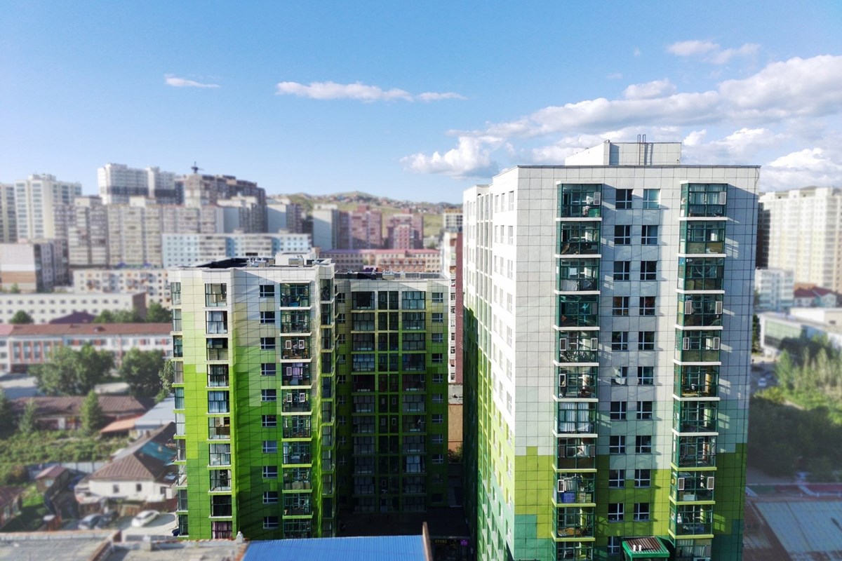 Century apartment хотхонд 3 өрөө байр худалдана.