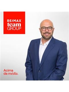 Armando Pessoa - Team