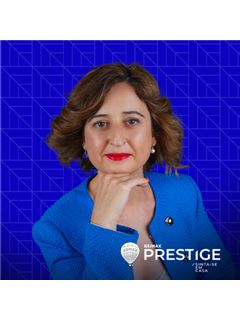 Owner - Vanessa Salvador - Prestige