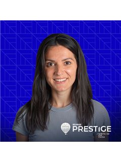 Associate in Training - Paula Marques - Prestige