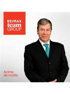 Adriano Gaspar - Team