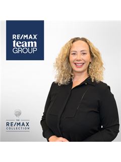 Stephanie Conde - Team