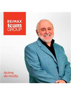 Ari Paim - Team