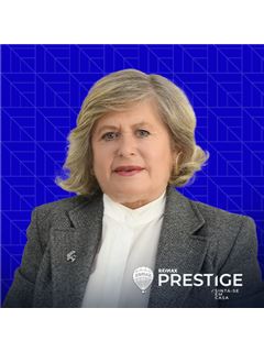 Associate in Training - Maria Coto - Prestige