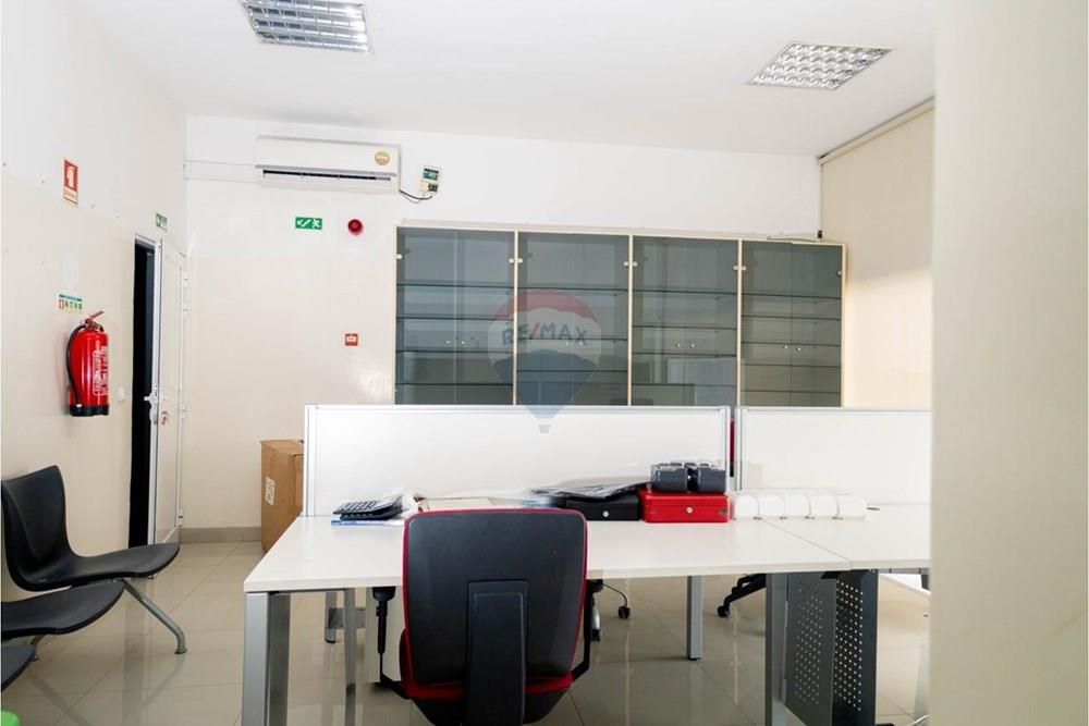 Commercial - Investment - Lobito, Angola - AO - WhatsApp Image 2026-05-06 at 19.21.19 (2).jpeg - 126100173-30