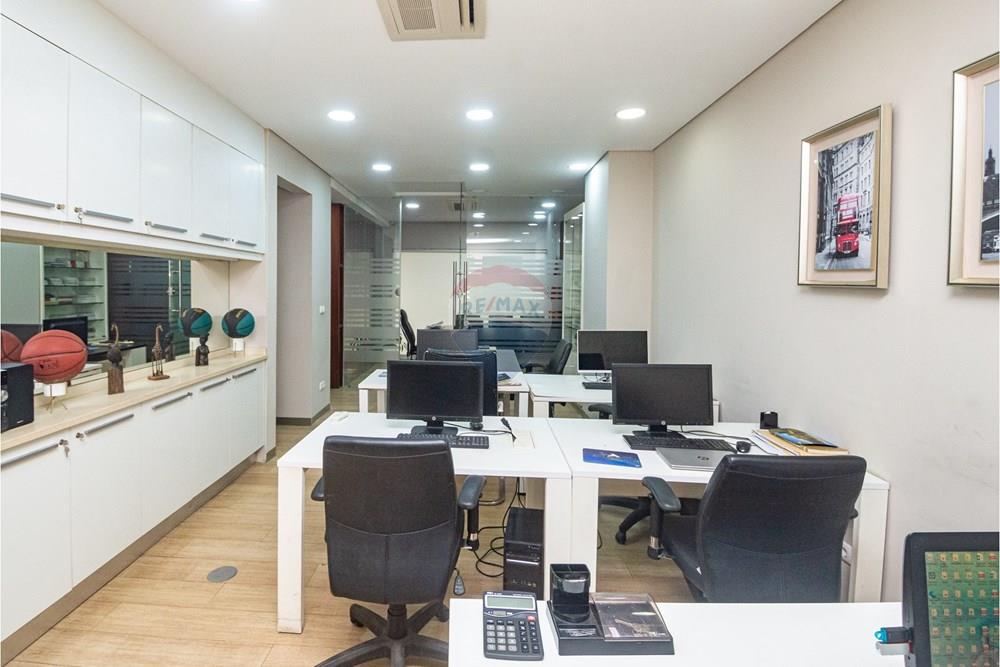 Commercial - Investment - Cazenga, Angola - AO - DSC_0043.jpg - 126100020-750
