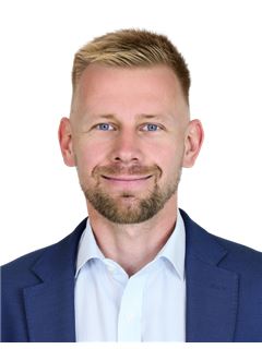 Václav Hodan - REMAX Search