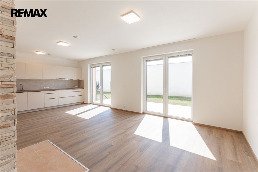 Prédio Habitacional - Casa - Praha 9, hl. m. Praha - Czech Republic - 3 - 29234037-75