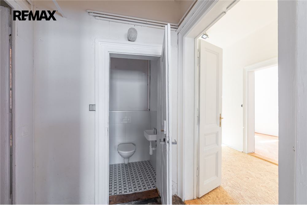 Commercial - Commercial/Retail - Prague 3, City of Prague - Czech Republic - 9 - 29234030-342