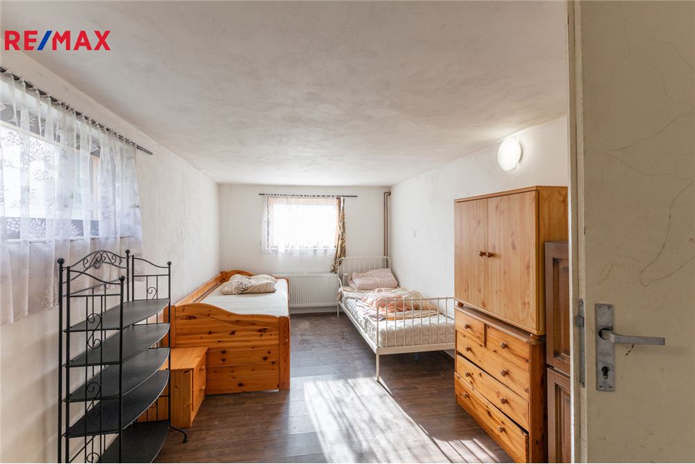 Residential - House - Roztoky, Stredocesky region - Czech Republic - 25 - 29234037-66