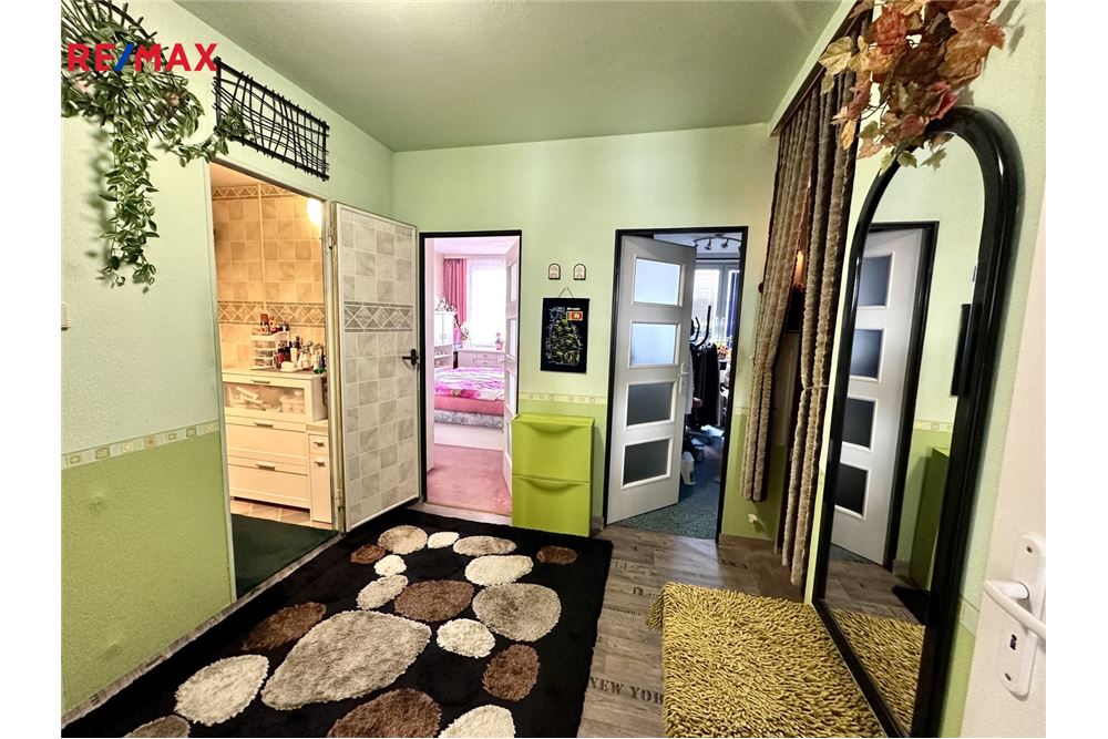 Residential - Condo/Apartment - Prague 9, City of Prague - Czech Republic - 14 - 29234019-847