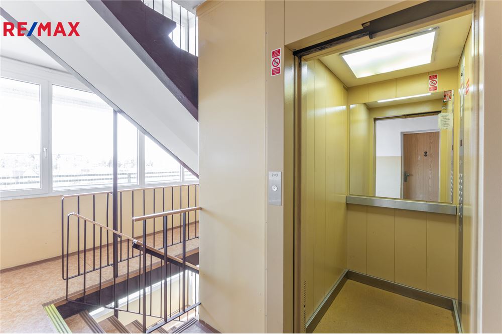 Residential - Condo/Apartment - Prague 9, City of Prague - Czech Republic - 18 - 29234019-850