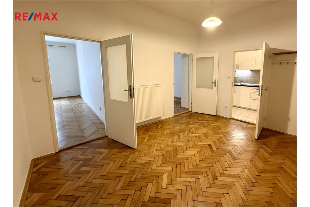 Residential - Condo/Apartment - Prague 3, City of Prague - Czech Republic - 10 - 29234019-849