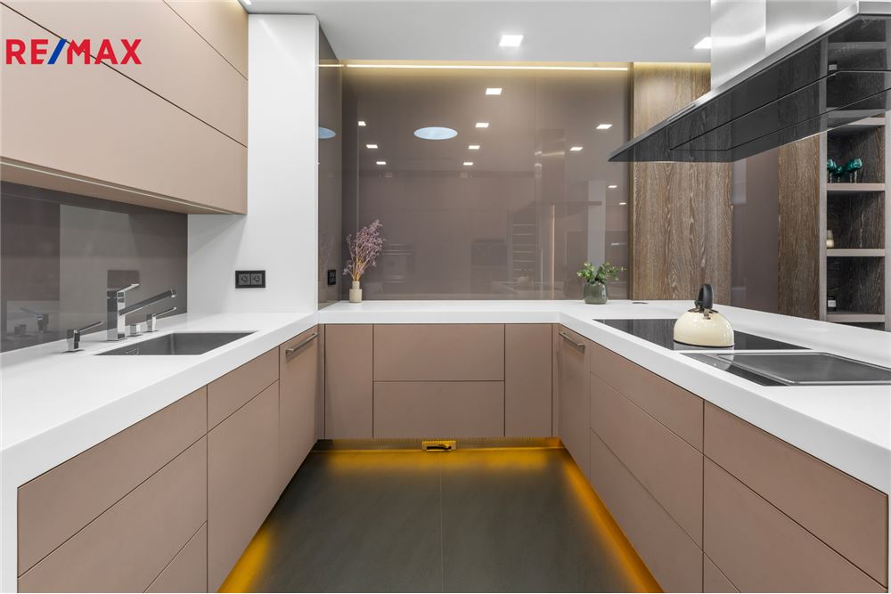 Residential - Condo/Apartment - Prague 5, City of Prague - Czech Republic - 7 - 29234029-381