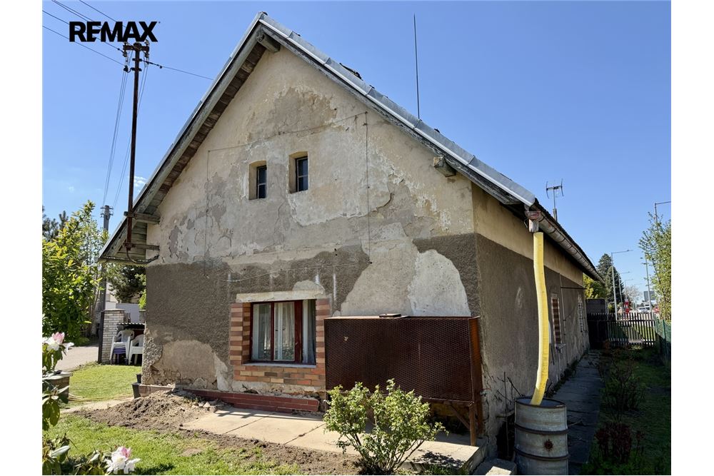 Residential - House - Kamenice, Stredocesky region - Czech Republic - 10 - 29234019-860