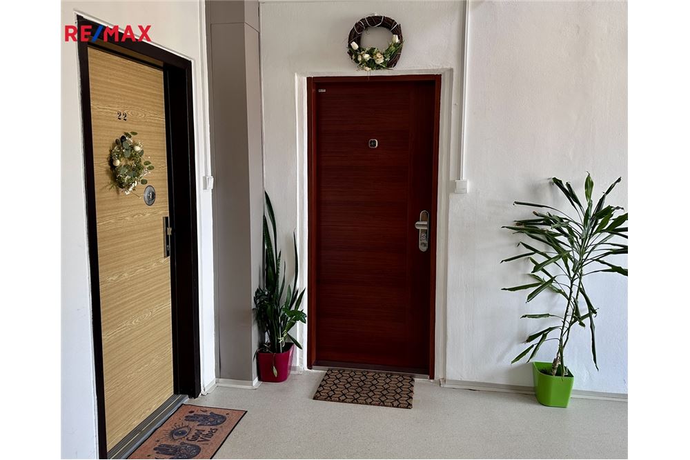 Residential - Condo/Apartment - Prague 9, City of Prague - Czech Republic - 17 - 29234019-847