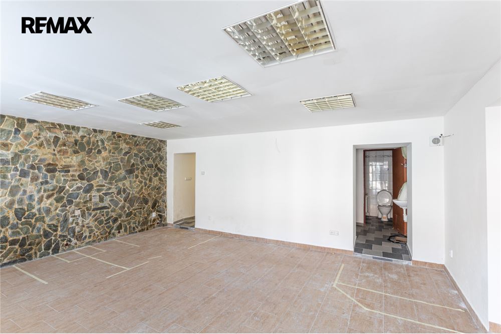 Commercial - Apartment Building - Varnsdorf, Ústí nad Labem region - Czech Republic - 33 - 29234023-194