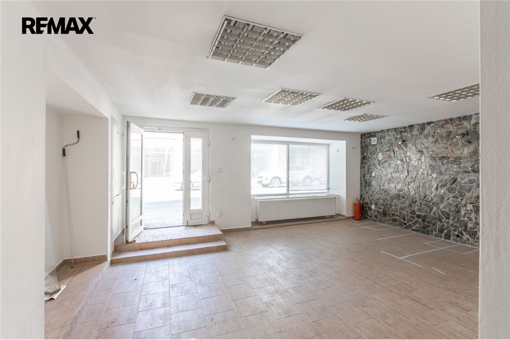 Commercial - Apartment Building - Varnsdorf, Ústí nad Labem region - Czech Republic - 34 - 29234023-194
