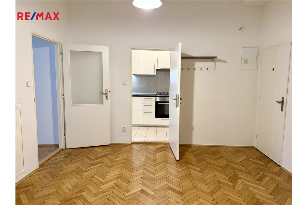 Residential - Condo/Apartment - Prague 3, City of Prague - Czech Republic - 7 - 29234019-849