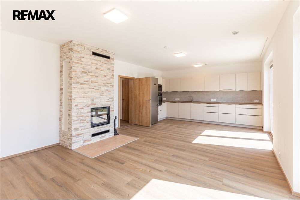 Prédio Habitacional - Casa - Praha 9, hl. m. Praha - Czech Republic - 6 - 29234037-75