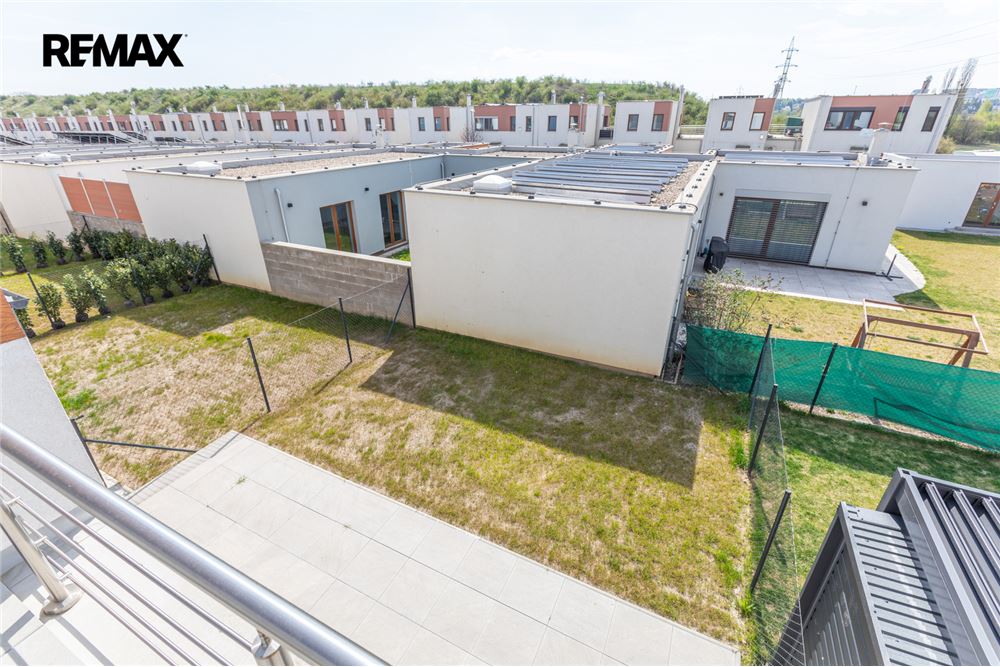 Prédio Habitacional - Casa - Praha 9, hl. m. Praha - Czech Republic - 18 - 29234037-75