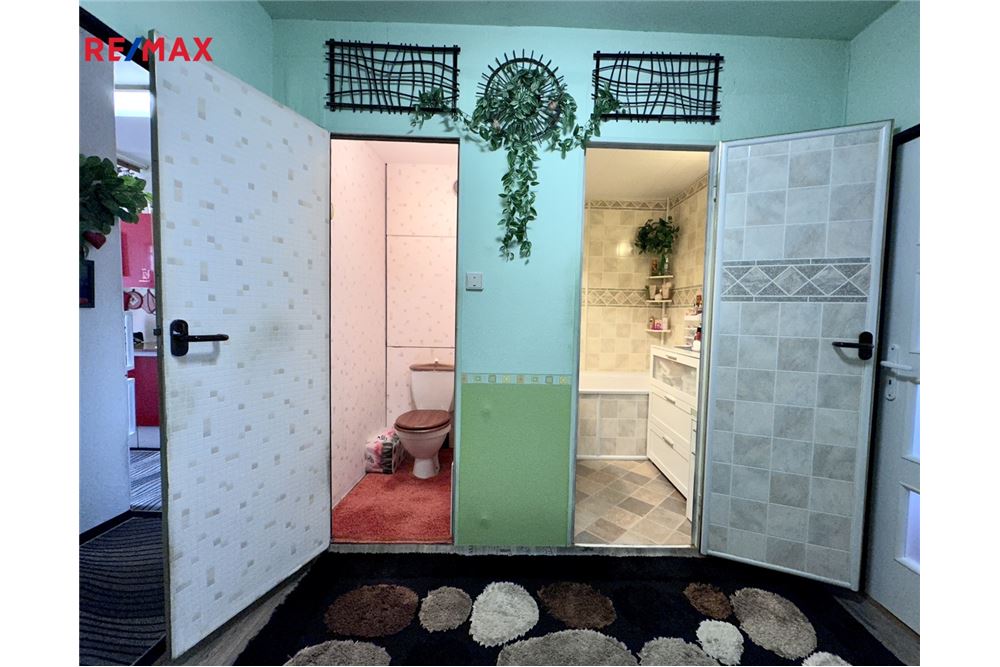 Residential - Condo/Apartment - Prague 9, City of Prague - Czech Republic - 15 - 29234019-847