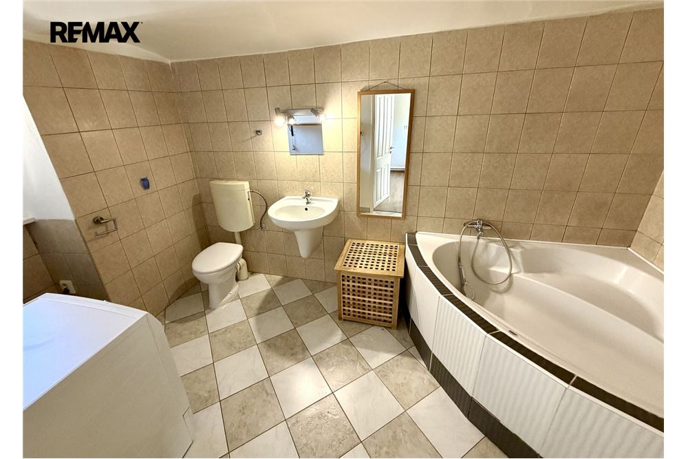 Residential - House - Stará Huť, Stredocesky region - Czech Republic - 16 - 29234019-863