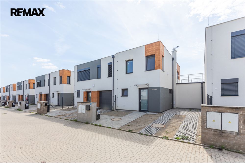 Prédio Habitacional - Casa - Praha 9, hl. m. Praha - Czech Republic - 1 - 29234037-75