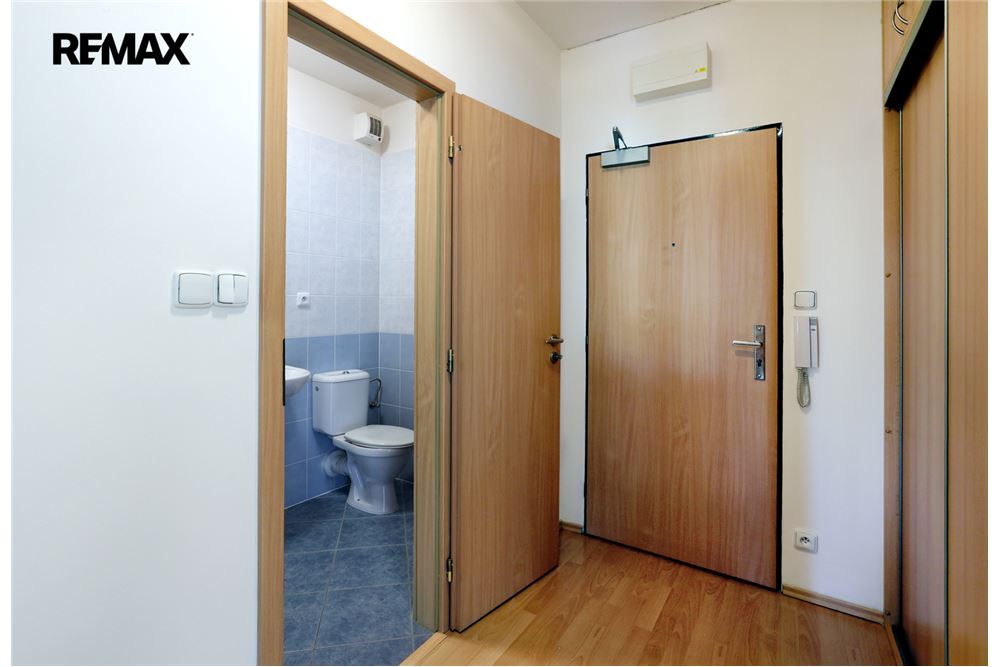 Wohnung - Wohnung - Praha 5, hl. m. Praha - Czech Republic - 12 - 29234027-35