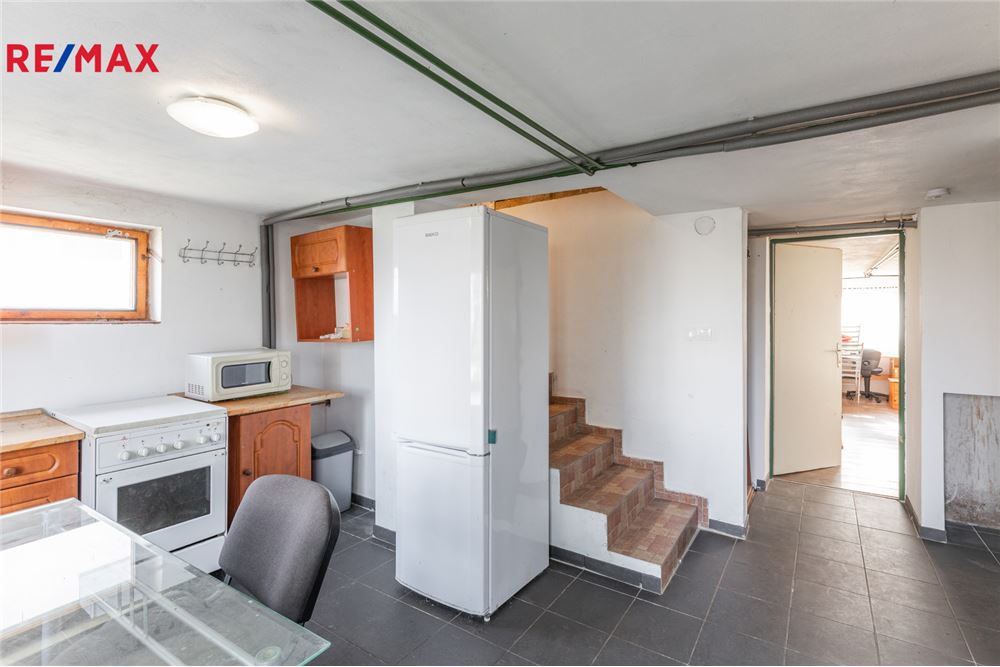 Residential - House - Roztoky, Stredocesky region - Czech Republic - 22 - 29234037-66