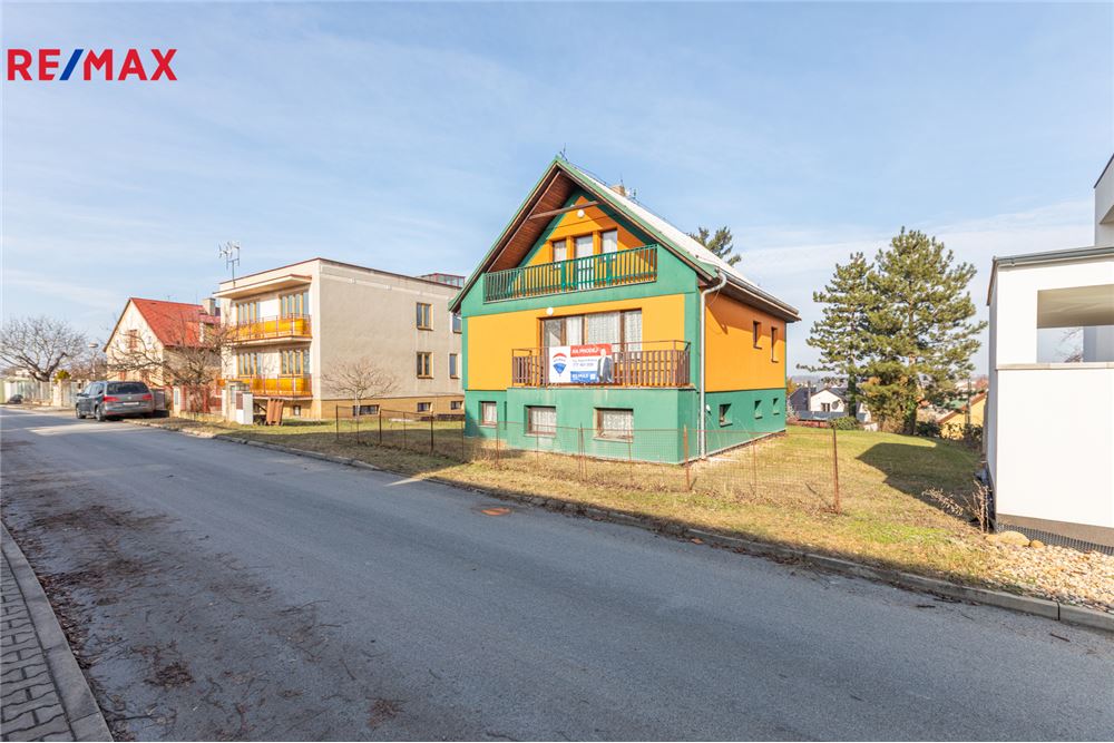 Residential - House - Roztoky, Stredocesky region - Czech Republic - 1 - 29234037-66